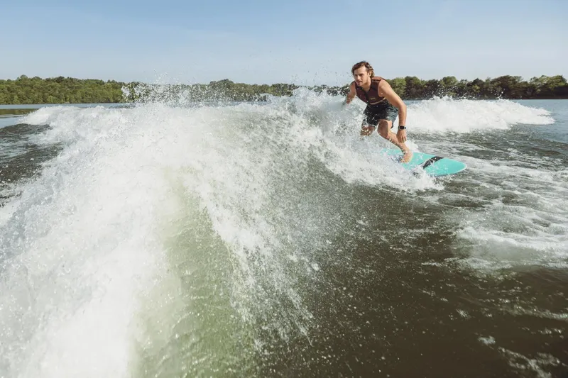 Slide: The Image of MasterCraft XT22 2025 - 14