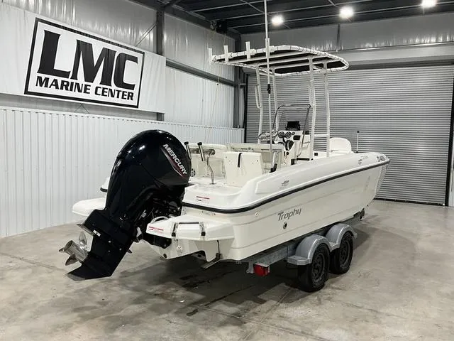 Slide: The Image of 2021 Bayliner T21BAY boat with Mercury outboard motor at LMC Marine Center. - 4