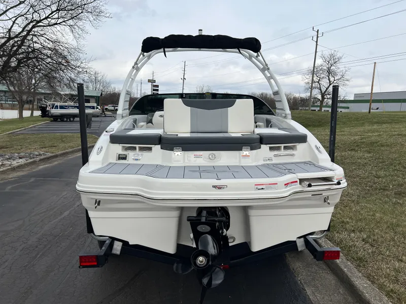 Slide: The Image of Chaparral 21 SSi 2025 - 5