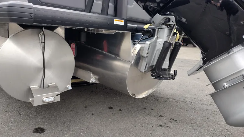 Slide: The Image of 2025 Viaggio Diamante pontoon boat with stainless steel components and modern design. - 40