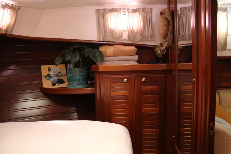 Slide: The Image of Master to Starboard - 47