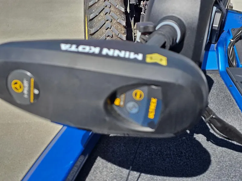 Slide: The Image of Minn Kota motor on 2022 Vexus AVX1880 boat, close-up view. - 19