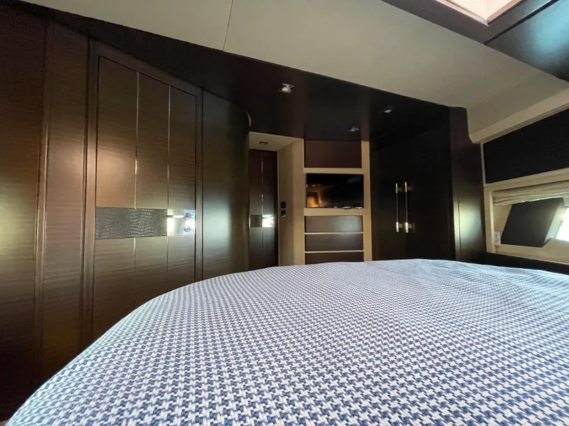 Slide: The Image of Azimut 70 2014 - 70