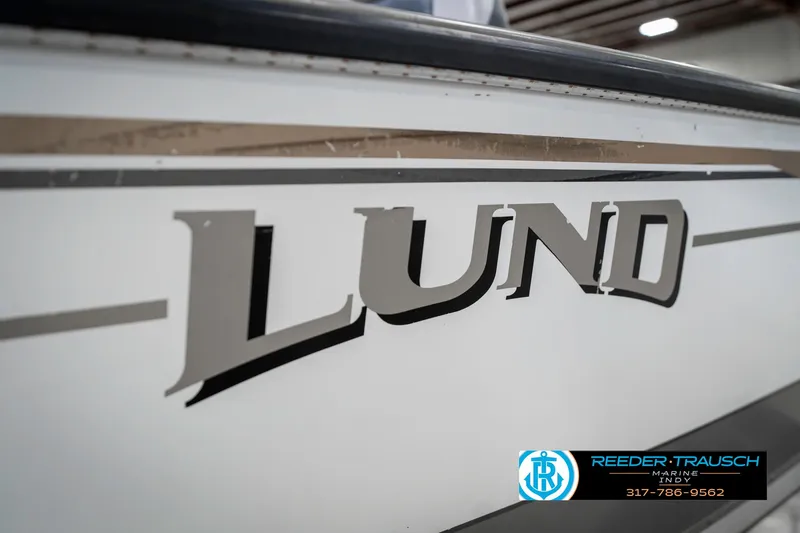 Slide: The Image of Lund 1775 Pro-V SE 2001 - 52