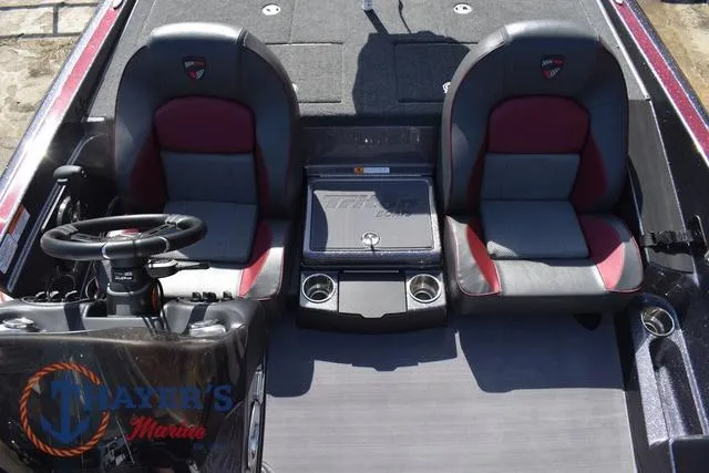 Slide: The Image of Triton 19 TrX Patriot 2025 - 16