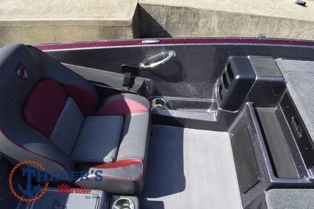 Slide: The Image of Triton 19 TrX Patriot 2025 - 18