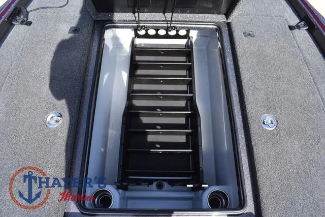 Slide: The Image of Triton 19 TrX Patriot 2025 - 27