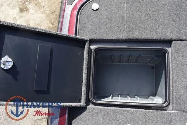 Slide: The Image of Triton 19 TrX Patriot 2025 - 38