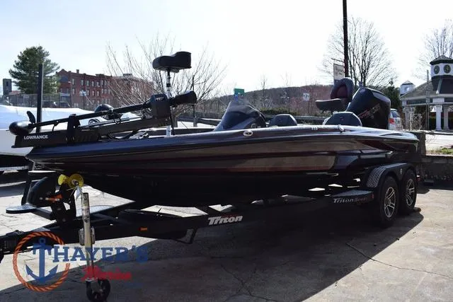 Slide: The Image of Triton 19 TrX Patriot 2025 - 6