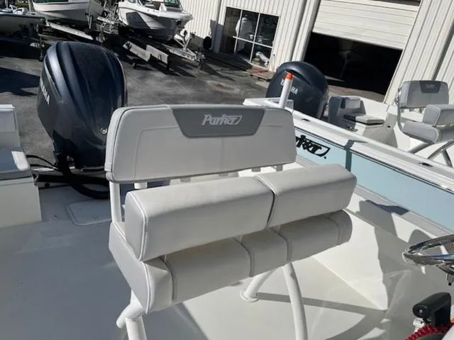 Slide: The Image of Parker Marine 23SE 2025 - 4