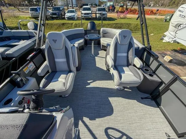 Slide: The Image of Viaggio X22U X 2025 - 7