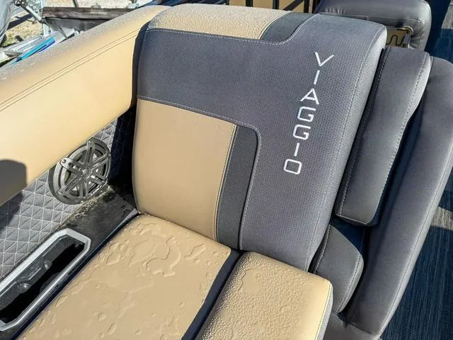 Slide: The Image of Viaggio Z24U Z 2025 - 3