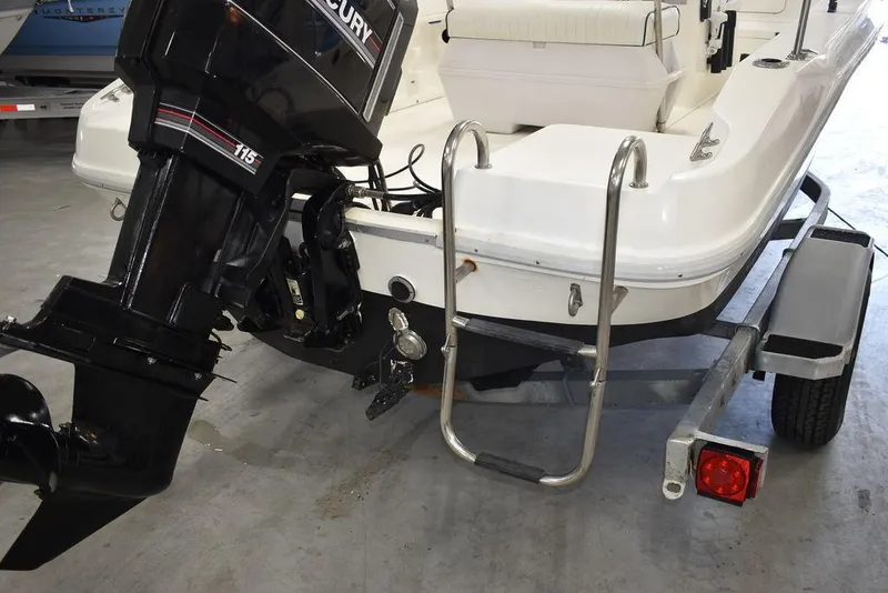 Slide: The Image of Sea Ray Laguna 1992 - 19