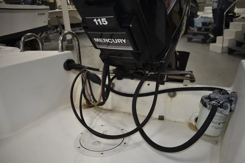 Slide: The Image of Sea Ray Laguna 1992 - 25