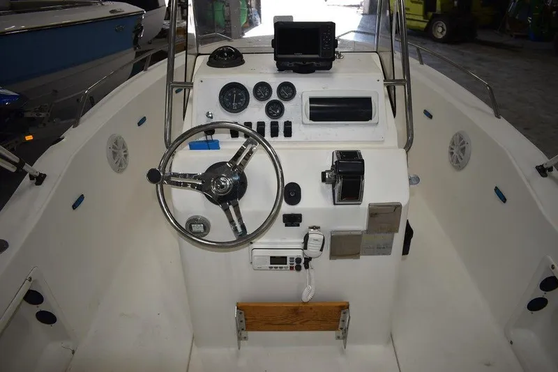 Slide: The Image of Sea Ray Laguna 1992 - 29