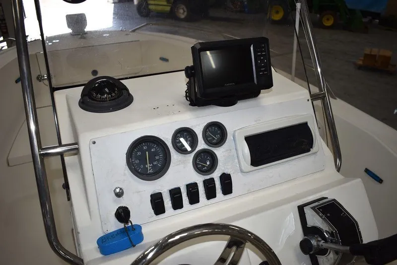 Slide: The Image of Sea Ray Laguna 1992 - 30