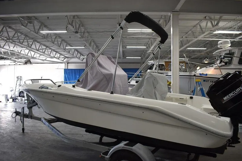 Slide: The Image of Sea Ray Laguna 1992 - 51