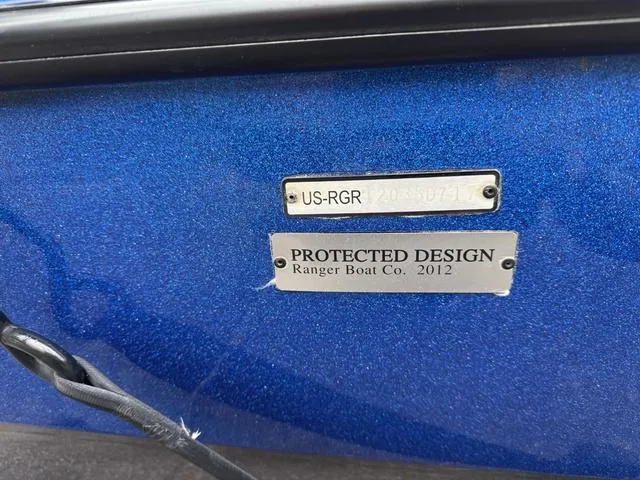 Slide: The Image of Blue Ranger Z520C boat with protected design plaque, 2017 model. - 7