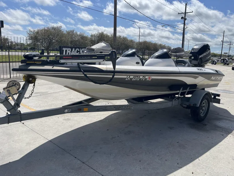 Slide: The Image of Nitro 700 LX 2005 - 3