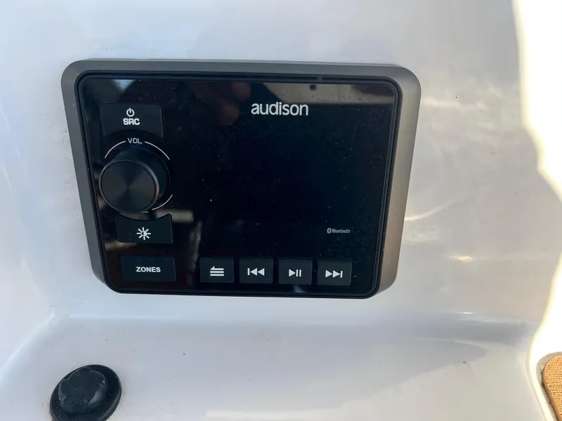 Slide: The Image of Sea Pro 250 Bay 2024 - 13