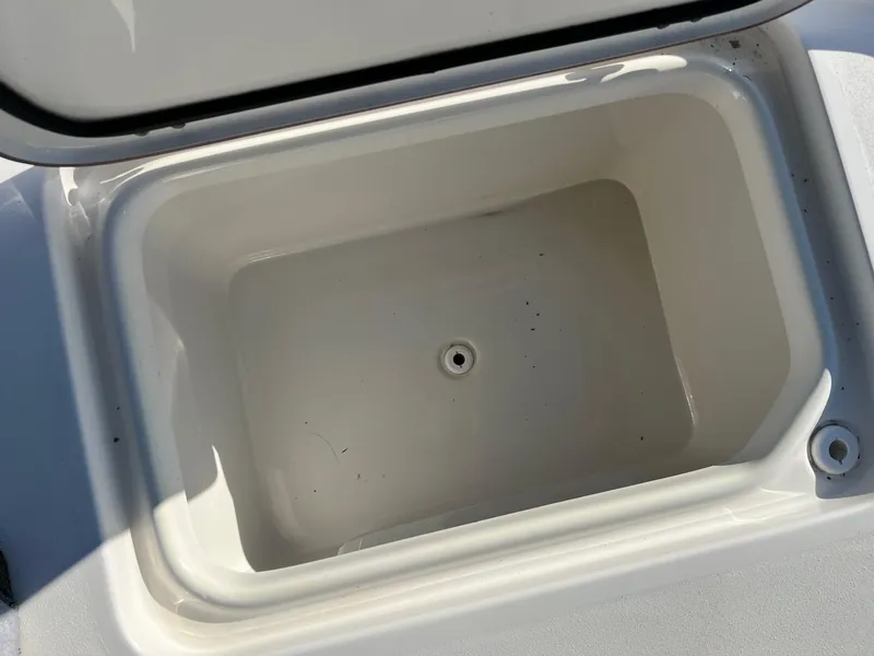 Slide: The Image of Sea Pro 250 Bay 2024 - 18