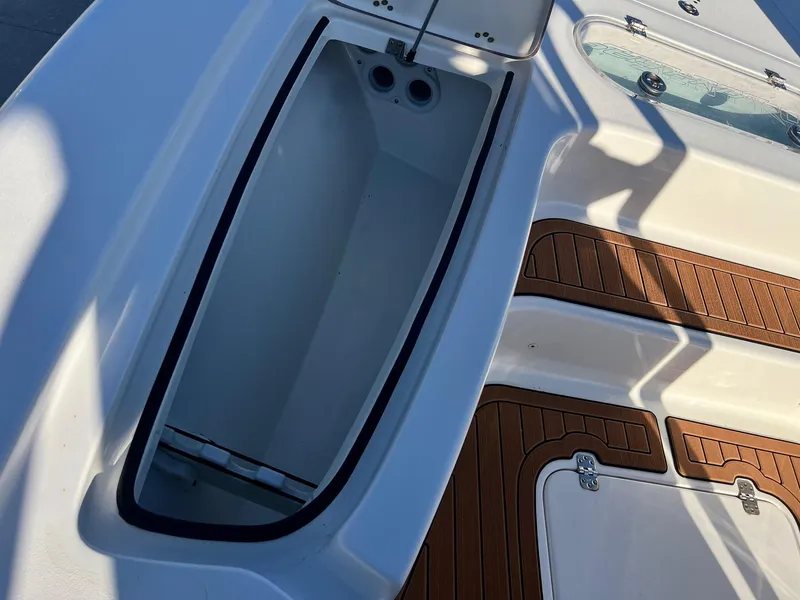Slide: The Image of Sea Pro 250 Bay 2024 - 25