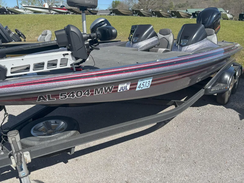 The Image of Skeeter FX21 2014 - 1