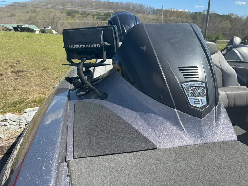 Slide: The Image of Skeeter FX21 2014 - 13