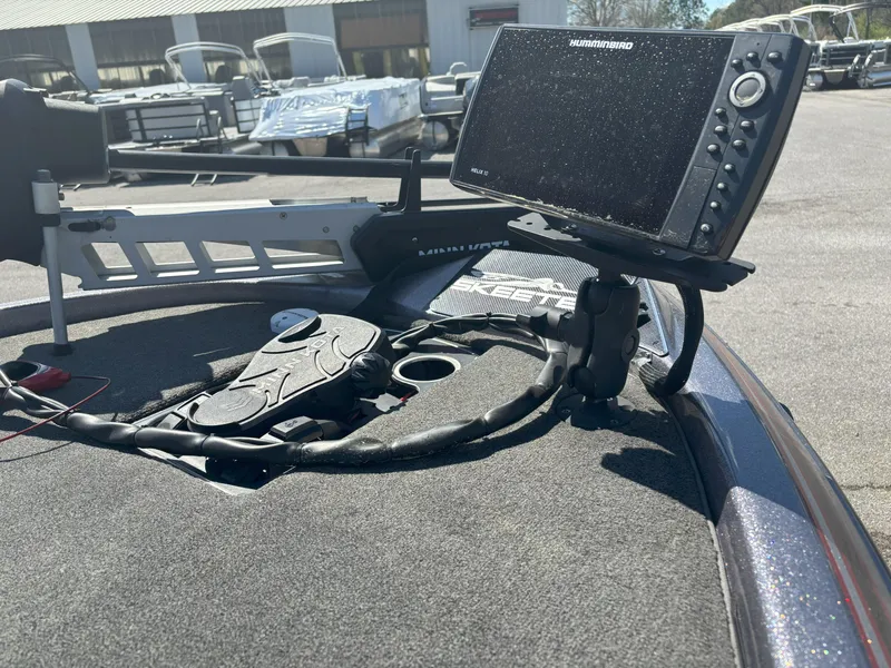 Slide: The Image of Skeeter FX21 2014 - 3