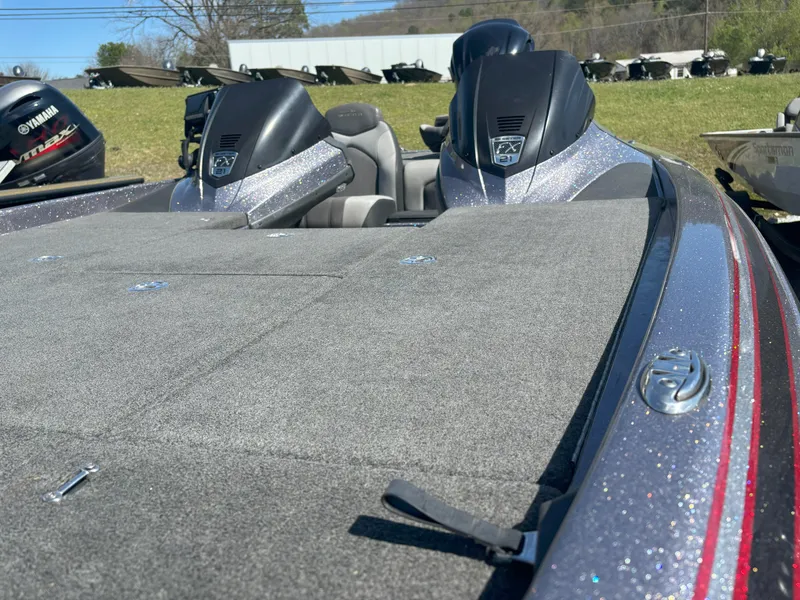 Slide: The Image of Skeeter FX21 2014 - 4