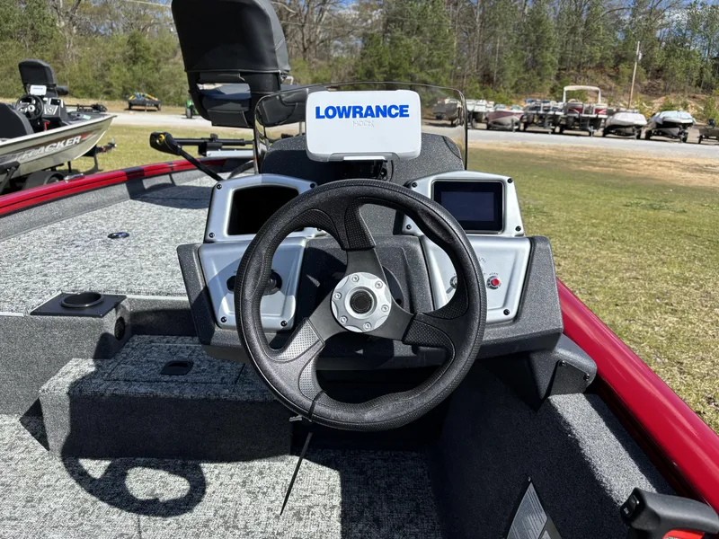 Slide: The Image of Tracker Pro Team 190 2025 - 14