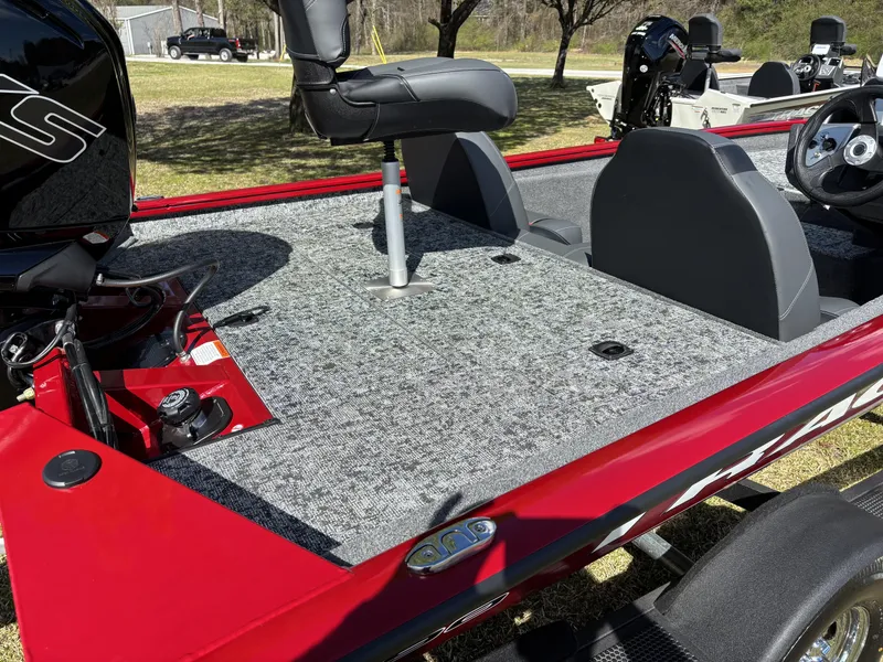 Slide: The Image of Tracker Pro Team 190 2025 - 6