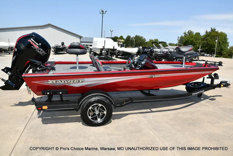 Slide: The Image of Ranger RT188 w/115HP Mercury Pro-XS 2025 - 17