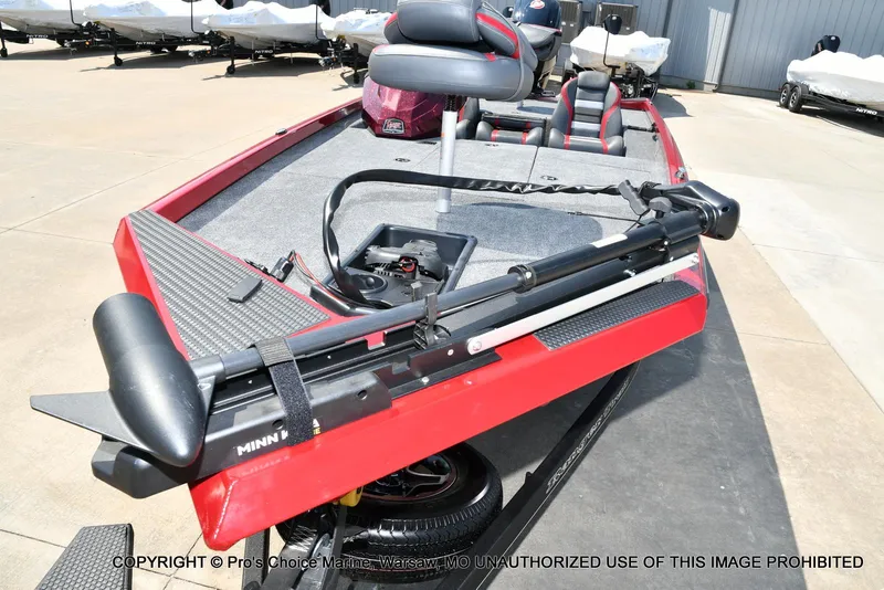 Slide: The Image of Ranger RT188 w/115HP Mercury Pro-XS 2025 - 25