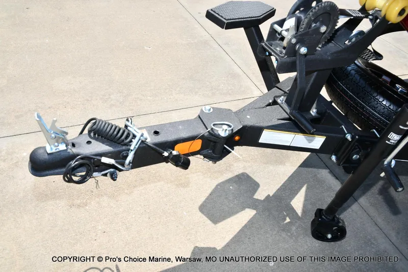 Slide: The Image of Ranger RT188 w/115HP Mercury Pro-XS 2025 - 26