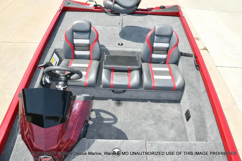 Slide: The Image of Ranger RT188 w/115HP Mercury Pro-XS 2025 - 40