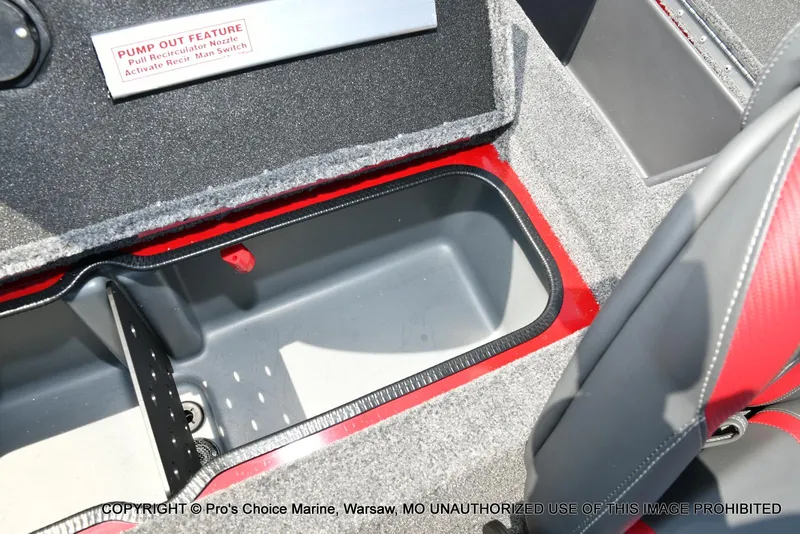 Slide: The Image of Ranger RT188 w/115HP Mercury Pro-XS 2025 - 54