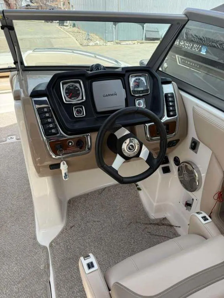 Slide: The Image of Chaparral 284 Sunesta 2012 - 10