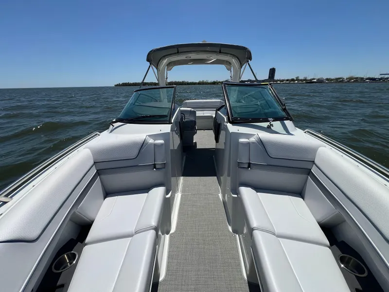 Slide: The Image of Formula 290 Bowrider 2022 - 8