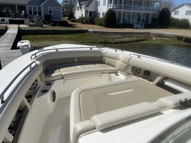 Slide: The Image of Boston Whaler 350 Realm 2024 - 7