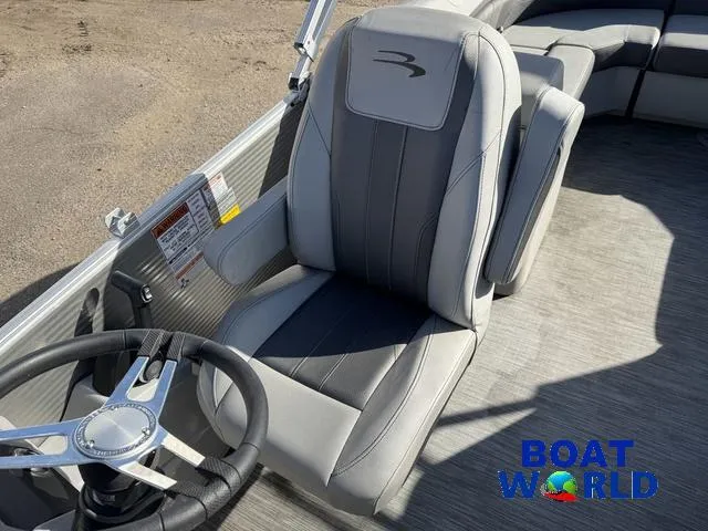 Slide: The Image of Bennington 22 SSRX Pontoon & 115HP Yamaha 2021 - 26