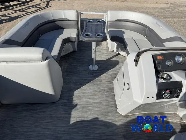 Slide: The Image of Bennington 22 SSRX Pontoon & 115HP Yamaha 2021 - 3