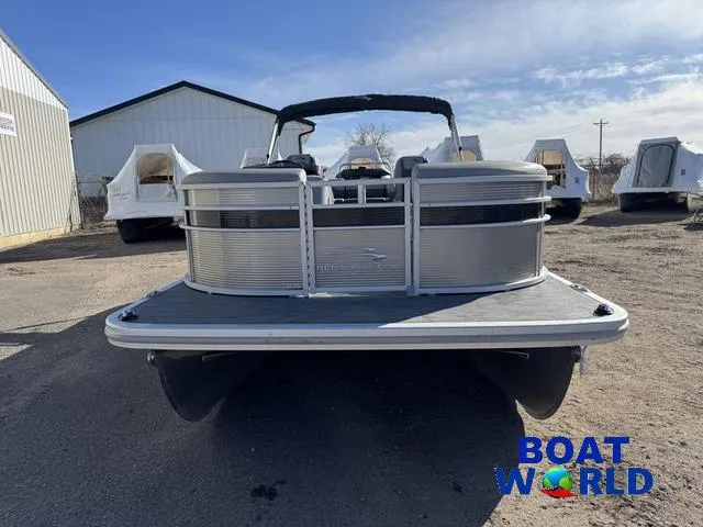 Slide: The Image of Bennington 22 SSRX Pontoon & 115HP Yamaha 2021 - 38