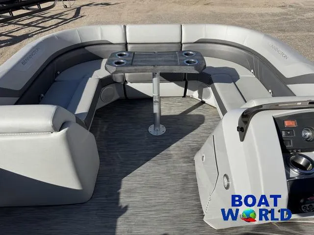 Slide: The Image of Bennington 22 SSRX Pontoon & 115HP Yamaha 2021 - 4