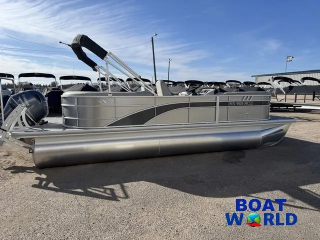 Slide: The Image of Bennington 22 SSRX Pontoon & 115HP Yamaha 2021 - 47