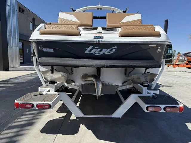 Slide: The Image of Tigé Z3 2025 - 7