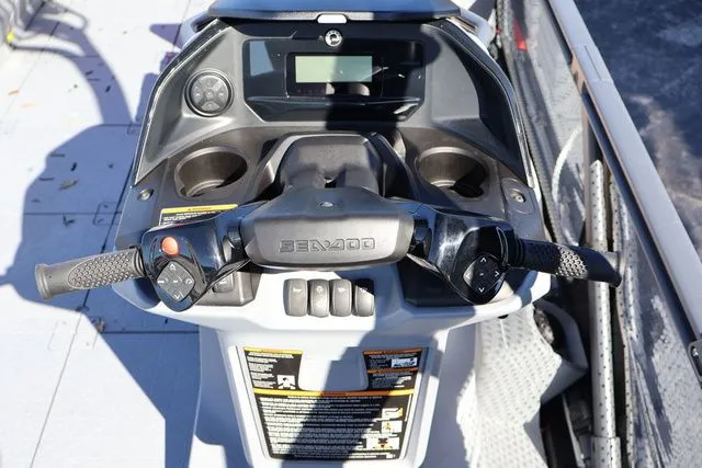 Slide: The Image of Sea-Doo Switch Cruise 21 2025 - 18
