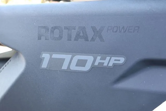 Slide: The Image of Sea-Doo Switch Cruise 21 2025 - 7