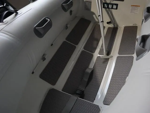 Slide: The Image of Highfield UL240 2024 - 11