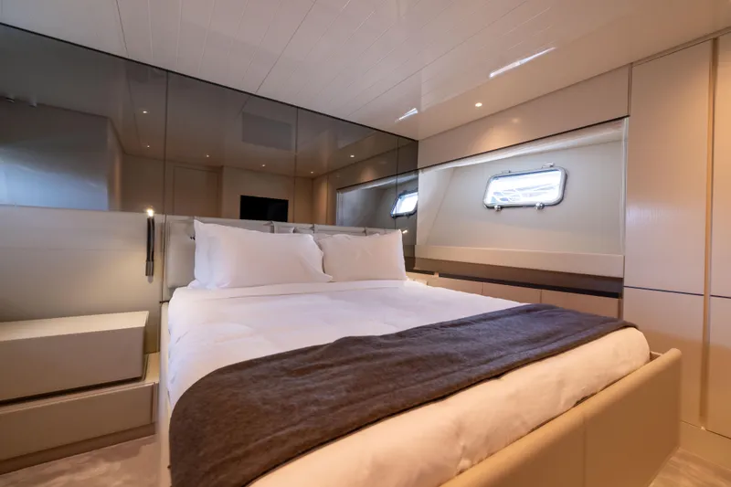 Slide: The Image of Guest Cabin - 42